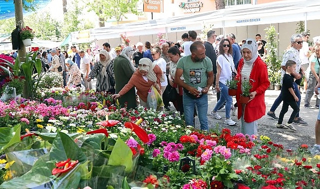 Bayındır Çiçek Festivali Son Gününde de Doldu Taştı- Haber Şafak