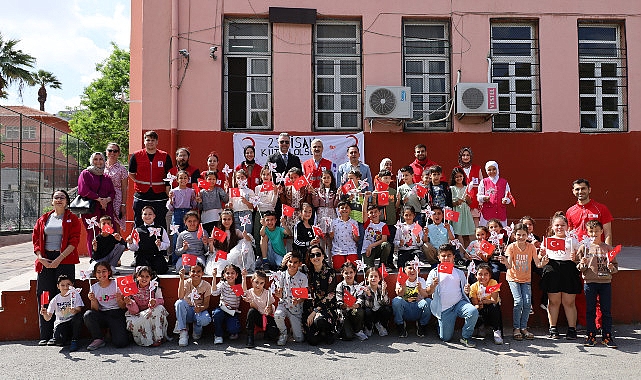 Türk Kızılay, 23 Nisan Ulusal Egemenlik ve Çocuk Bayramı'nda, dezavantajlı bölgede eğitim gören çocuklar için çeşitli etkinlikler düzenledi- Haber Şafak