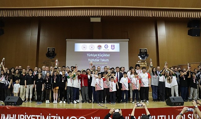 Türkiye Satranç Federasyonu Başkanı Gülkız Tulay:  Şampiyonlarımızdan Avrupa'da da büyük başarı bekliyoruz- Haber Şafak
