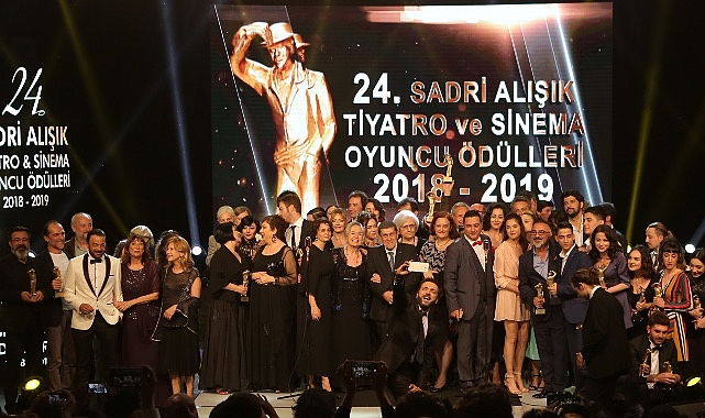 25. Sadri Alışık Tiyatro & Sinema Oyuncu Ödülleri Adayları Açıklandı- Haber Şafak