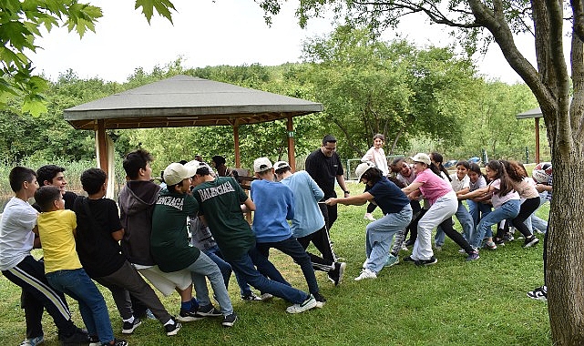 Bilgi Evi Öğrencileri Yılın Yorgunluğunu Geleneksel Piknik Etkinliğiyle Attılar- Haber Şafak