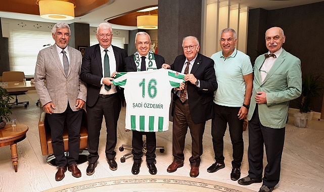 Bursaspor Kulüp Başkanı Sinan Bür ve ekibi Nilüfer Belediye Başkanı Şadi Özdemir'i ziyaret ederek görevinde başarılar diledi- Haber Şafak