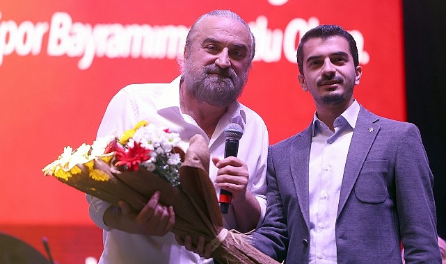 Çankaya Belediyesi, 19 Mayıs Atatürk'ü Anma, Gençlik ve Spor Bayramı'nın 105. yılını Çankaya Gençlik Festivali'ni Volkan Konak ve Pinhani konserleriyle taçlandı- Haber Şafak