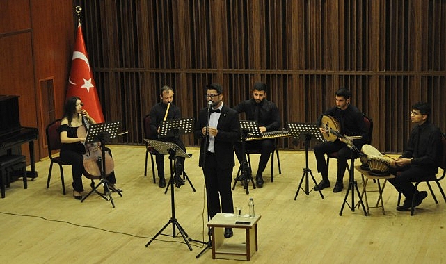 EÜ'de “Zekâi Dede'nin Acem Kürdi Takımı" sanatseverlerle buluştu- Haber Şafak