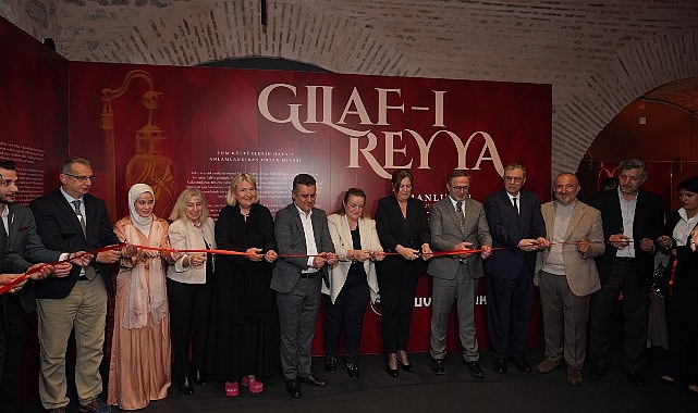 “Gılaf-ı Reyya: Osmanlı'dan Günümüze Koku Şişeleri" sergisi açıldı- Haber Şafak