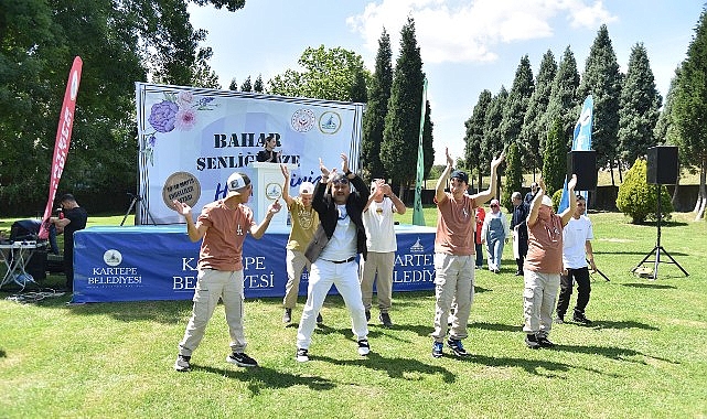 Kartepe Belediyesi'nin desteği ile Aile ve Sosyal Hizmetler Müdürlüğü tarafından düzenlenen “Engelliler Haftası" etkinliğinde özel bireyler gönüllerince eğlendiler- Haber Şafak
