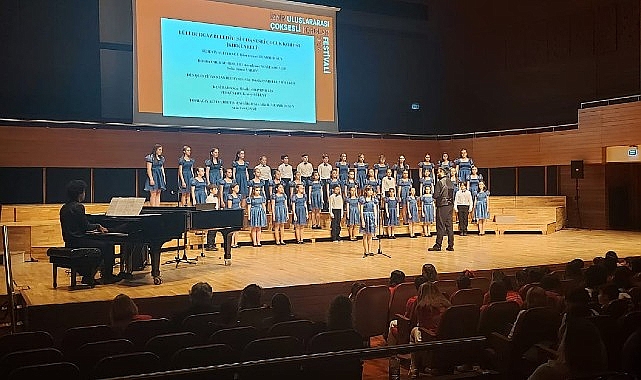 Lüleburgaz Belediyesi Çoksesli Çocuk Korosu'na İzmir'den ödül- Haber Şafak
