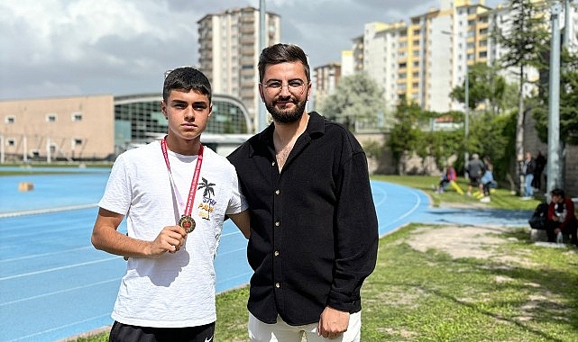 Nevşehir Belediyesi Gençlik ve Spor Kulübü sporcusu Batuhan Ergöz, Kayseri'de gerçekleştirilen U16 – U18 Atletizm Bölgesel Seçme Yarışmalarında bölge şampiyonu oldu- Haber Şafak
