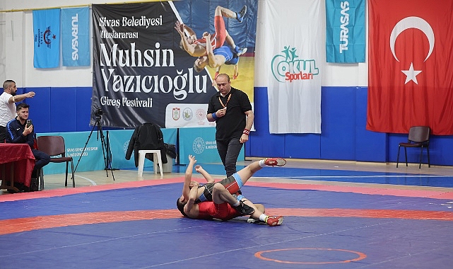 Sivas Belediyesi öncülüğünde düzenlenen “Uluslararası Muhsin Yazıcıoğlu Güreş Festivali" başladı- Haber Şafak