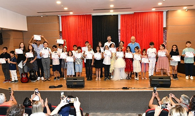 Çiğlili Kursiyerlerden Muhteşem Konser- Haber Şafak