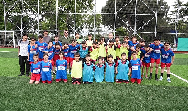 İBB, geçtiğimiz yıllarda profesyonel bir futbol kulübü tarafından kiralanan Balat Spor Tesisini yenileyerek amatör spor kulüplerinin kullanımına açtı- Haber Şafak