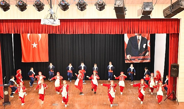 Malkara Halk Eğitim Merkezi tarafından 5 Haziran 2024 Çarşamba günü saat 12.00'de Malkara Kültür Merkezinde düzenlenen programla sergi açılışı gerçekleştirildi- Haber Şafak