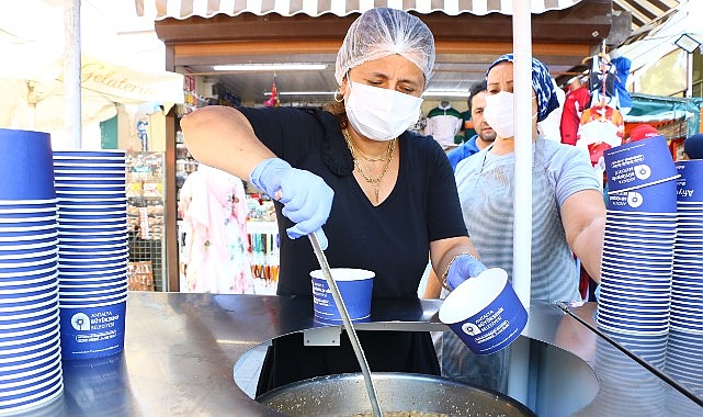 Antalya Büyükşehir Belediyesi 40 bin aşure ikram edecek- Haber Şafak