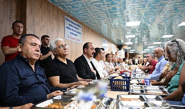 Başkan Böcek oruç lokmasına katıldı- Haber Şafak