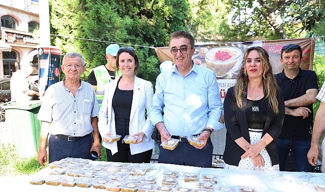 Başkan Mutlu’dan vatandaşlara aşure ikramı- Haber Şafak