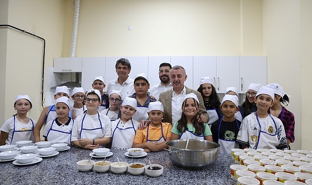 Büyükakın, KO-MEK Ev Becerileri Atölyesi’ni ziyaret etti- Haber Şafak