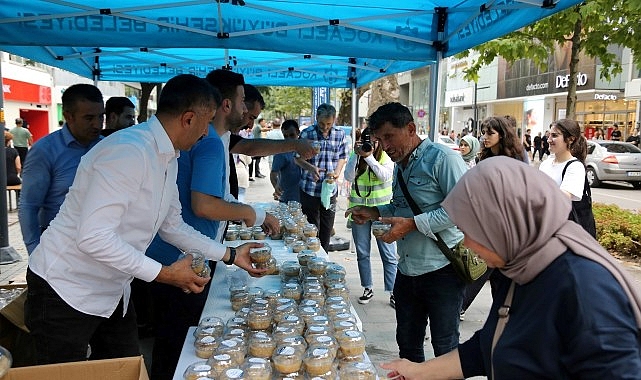 Büyükşehir 12 ilçede aşure dağıtacak- Haber Şafak