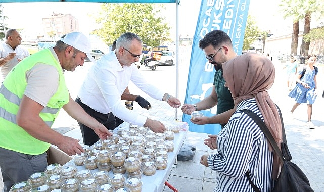 Büyükşehir’den binlerce vatandaşa aşure ikramı- Haber Şafak