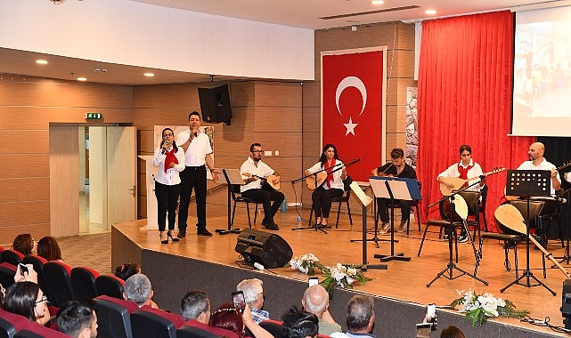 Çiğli Belediyesi Bağlama Kursiyerlerinden Eşsiz Konser- Haber Şafak