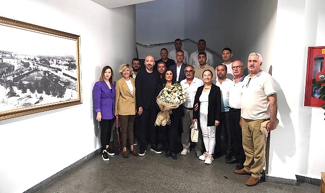 Cumhuriyet Halk Partisi meclis üyeleri, Aydın Büyükşehir Belediye Başkanı Özlem Çerçioğlu’na nezaket ziyaretinde bulundu- Haber Şafak