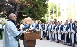 Dokuz Eylül Üniversitesi (DEÜ), 42’nci kuruluş yıl dönümünü, Rektörlük Yerleşkesi’nde düzenlediği tören programıyla kutladı- Haber Şafak