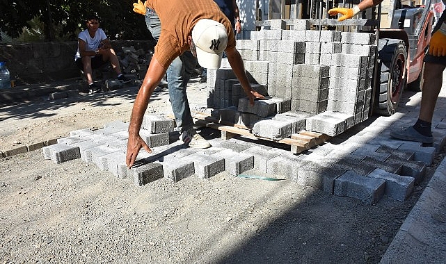 Edremit Belediyesi yol çalışmalarına devam ediyor- Haber Şafak