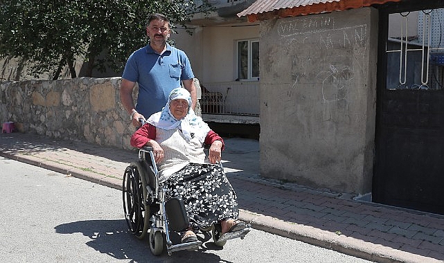 Hüsne Teyze Tekerlekli Sandalyesine Kavuştu…- Haber Şafak