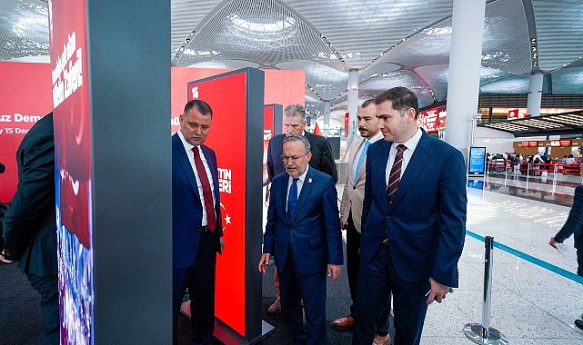 İGA İstanbul Havalimanı’nda demokrasi coşkusu- Haber Şafak