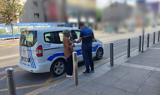 Kocaeli Büyükşehir Belediyesi Zabıtası, KPSS’ye geç kalan öğrencileri okullarına yetiştirdi- Haber Şafak