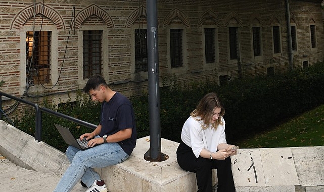 Osmangazililer ücretsiz interneti çok sevdi- Haber Şafak