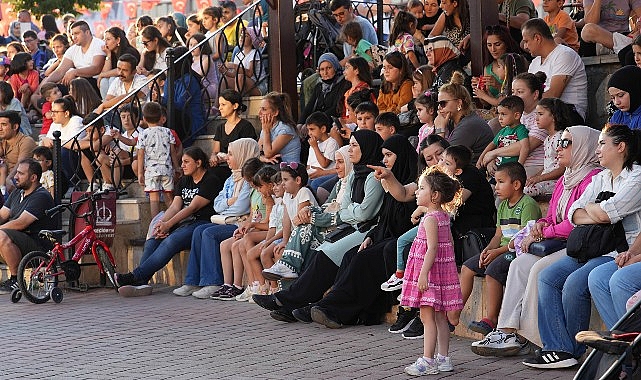 Şehir Tiyatrosu Açık Havaya Çıktı- Haber Şafak