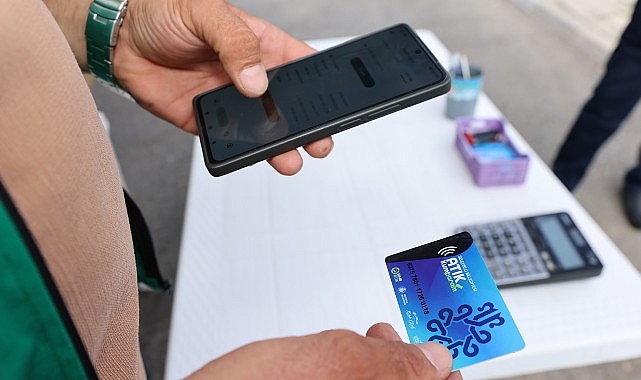 Selçuklu Belediyesi, Atık Kumbaram Projesi bünyesinde hayata geçirilen “Mobil Atık Kumbaram Aracı” ilçenin belirli noktalarında hizmet vermeye devam ediyor- Haber Şafak