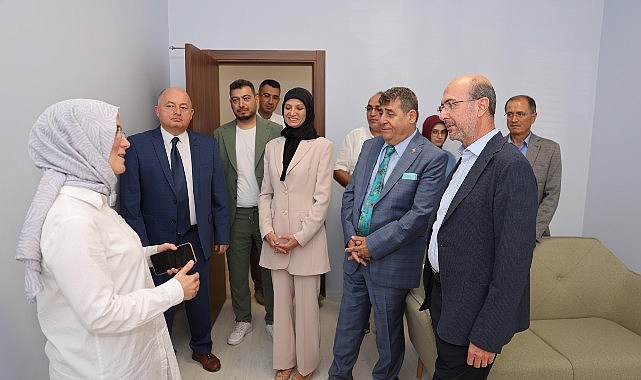 Selçuklu Kaymakamı Eflatun Can Tortop ve Selçuklu Belediye Başkanı Ahmet Pekyatırmacı Selçuklu Aile Gelişim Merkezi(SAGEM)’i ziyaret etti- Haber Şafak