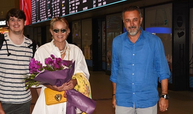 Sharon Stone, GAİN sponsorluğunda verilen ‘Uluslararası İkon Ödülü’nü almak için Türkiye’de!- Haber Şafak