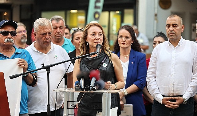 Srebrenitsa Katliamı’nda hayatını kaybedenler Konak’ta anıldı- Haber Şafak