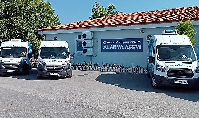 Alanya Aşevi ihtiyaç sahiplerinin yanında- Haber Şafak