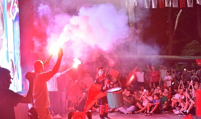 Bornova Büyükpark’ta buluşalım Filenin Sultanları’nın zaferini birlikte kutlayalım- Haber Şafak