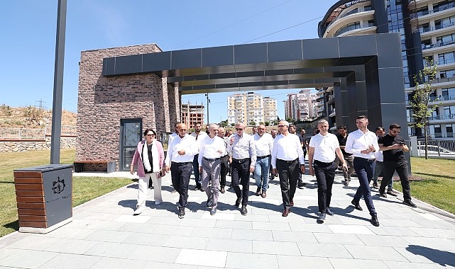 Büyükakın, Çayırova Millet Bahçesi’ni inceledi- Haber Şafak