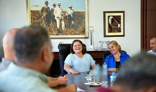 Didim Belediye Başkanı Hatice Gençay, ilçemizde görev yapan mahalle muhtarları ile bir araya gelerek değerlendirme toplantısı gerçekleştirdi- Haber Şafak