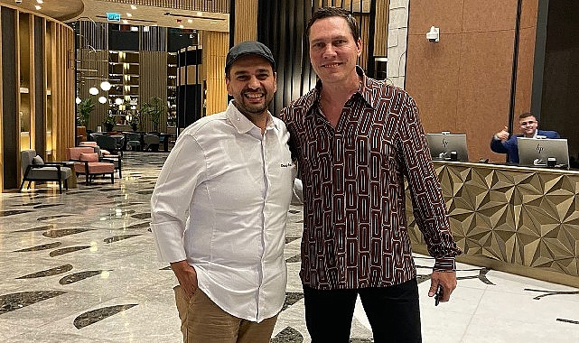 Dünyanın en ünlü Dj’i Tiesto tarihi yarımada karşısında büyülendi- Haber Şafak