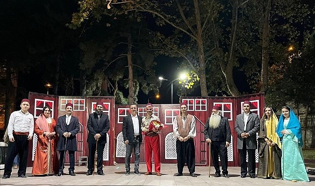 İnegöl Belediyesi Şehir Tiyatrosu Komşu İlçeye Konuk Oldu- Haber Şafak