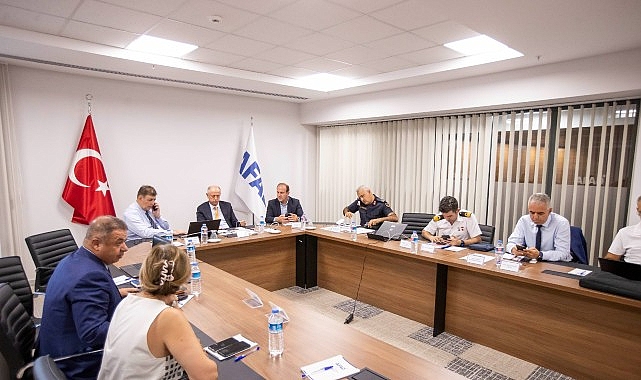 Kriz masası toplandı Başkan Tugay yangın bölgesinde incelemelerde bulundu- Haber Şafak