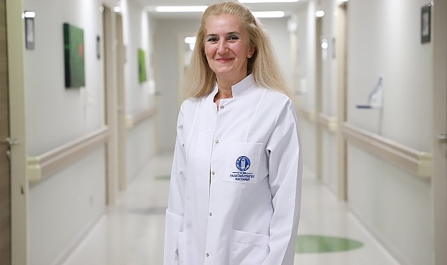 Sıcak Havalarda Geçmeyen Baş Ağrısı Tehlike Sinyali Mi? Yazın Görmezden Gelmemeniz Gereken Belirtiler- Haber Şafak