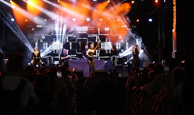 Antalya’da Otilia rüzgarı esti- Haber Şafak