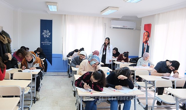 Aydın Büyükşehir Belediyesi gençlerin eğitimine destek oluyor Çerçi oğlu öncü oldu, gençler üniversiteli oldu.- Haber Şafak