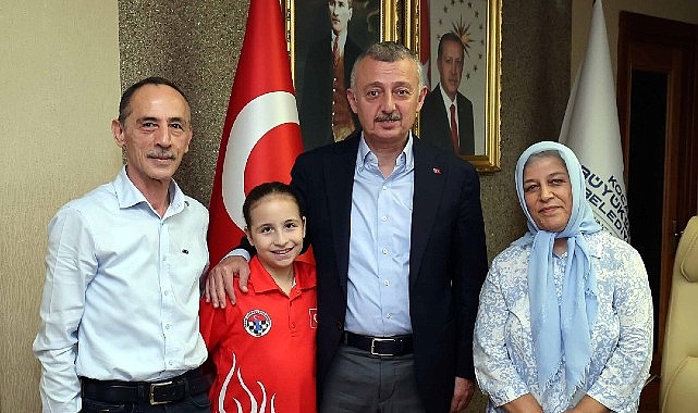Başkan Büyükakın genç şampiyonla buluştu- Haber Şafak