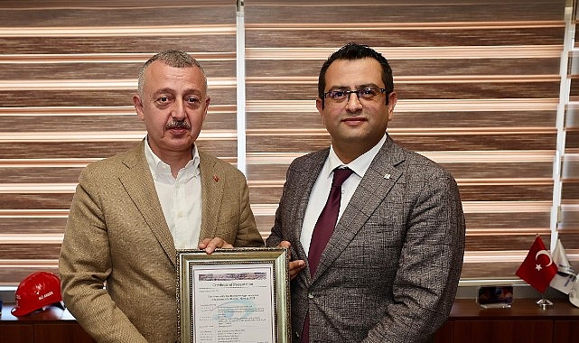 Başkan Büyükakın, İnşaat Mühendislerine konuk oldu;  Dirençli şehir Kocaeli ve kentsel dönüşüm görüşüldü- Haber Şafak