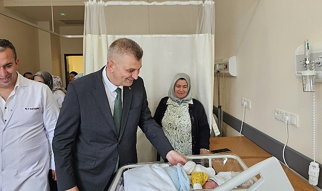 Başkan Sezer, “İlk Bebek” heyecanına ortak oldu.- Haber Şafak