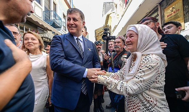 Başkan Tugay 74 yıldır yapılan Efe-Zeybek buluşmasına katıldı- Haber Şafak