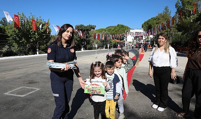 Büyükşehir Belediyesi İtfaiyesi’nden Miniklere Yangın Eğitimi- Haber Şafak
